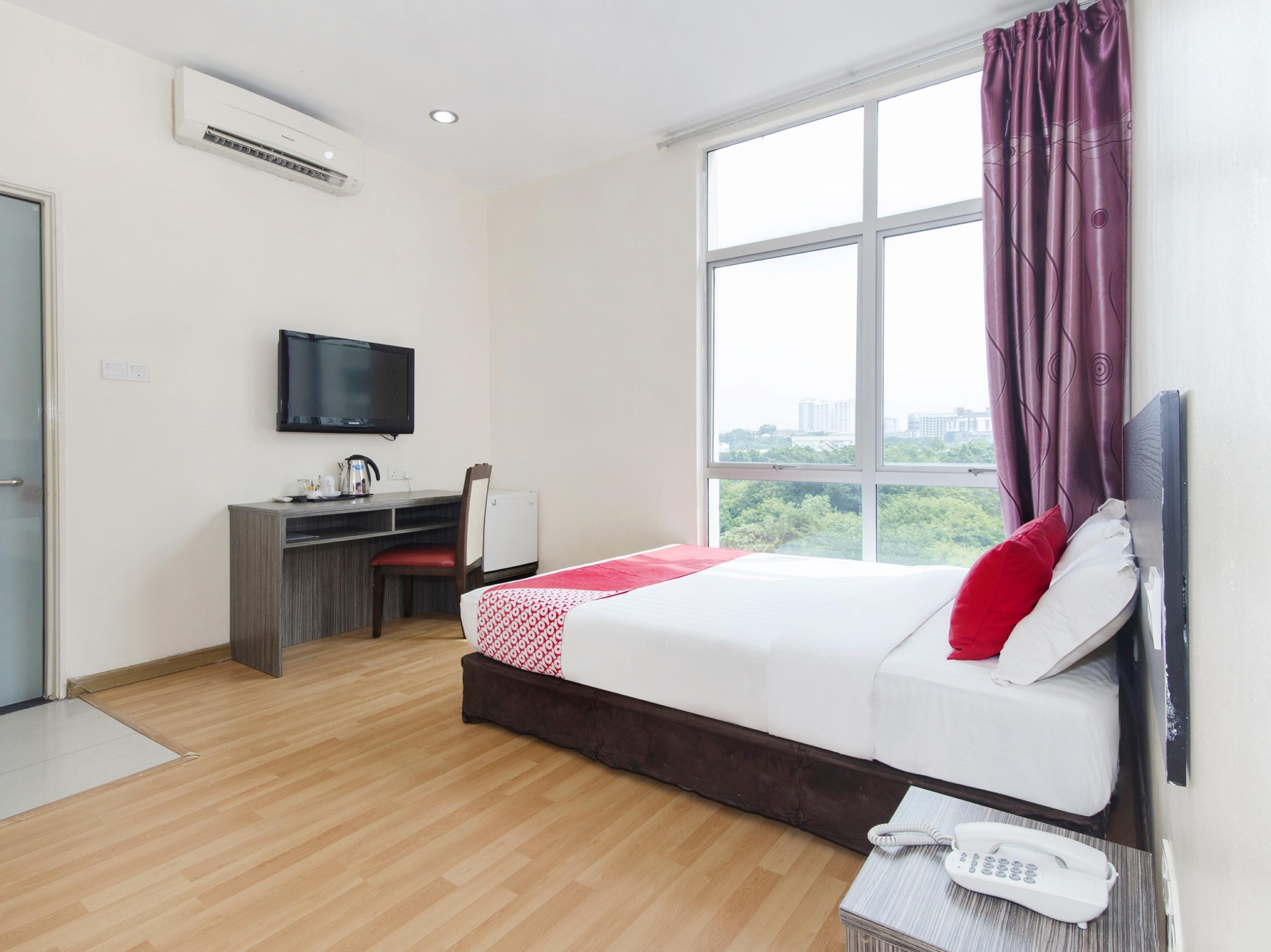 Super Oyo 331 I Boutique Hotel Petaling Jaya Exterior photo