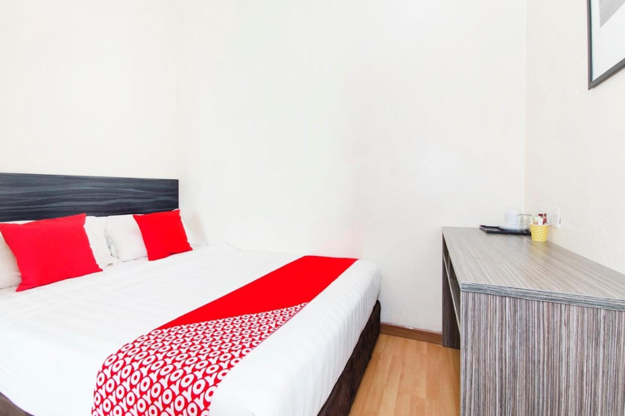 Super Oyo 331 I Boutique Hotel Petaling Jaya Exterior photo
