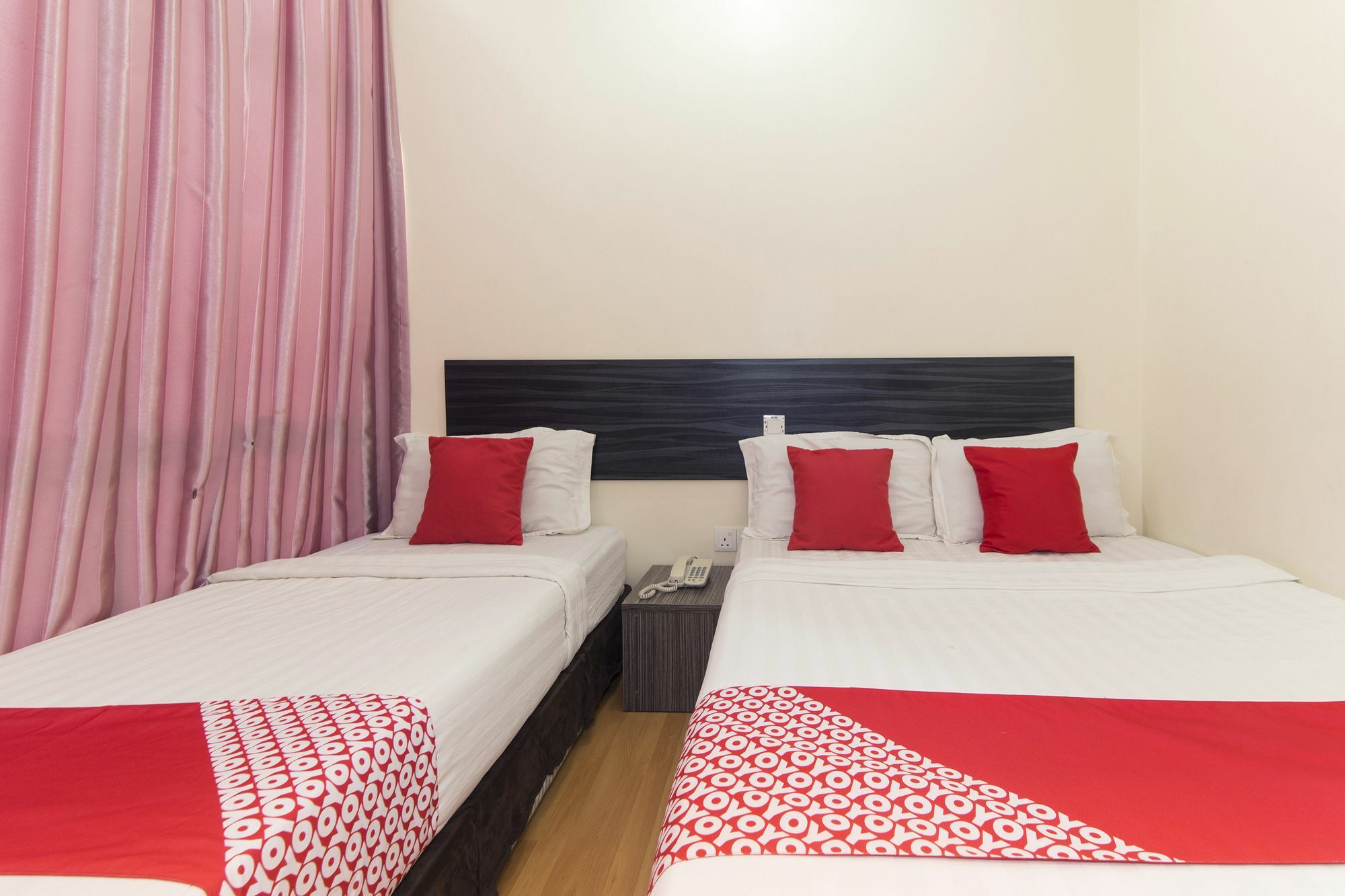 Super Oyo 331 I Boutique Hotel Petaling Jaya Exterior photo