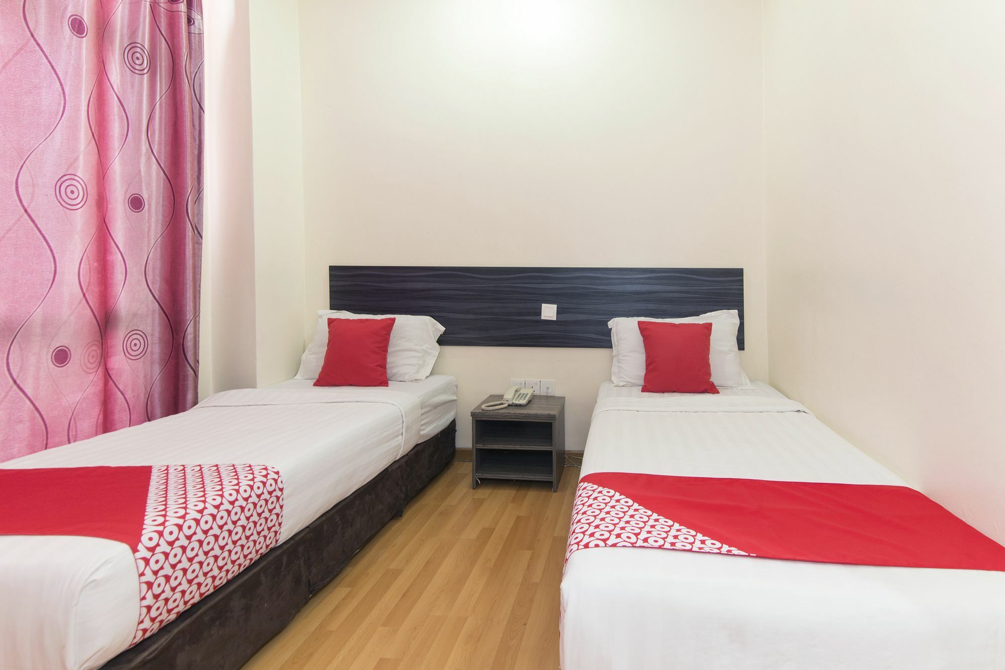 Super Oyo 331 I Boutique Hotel Petaling Jaya Exterior photo